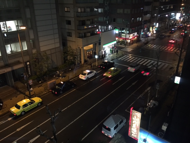 ※本日の堺筋。雨上がりで空気が澄んでいます。